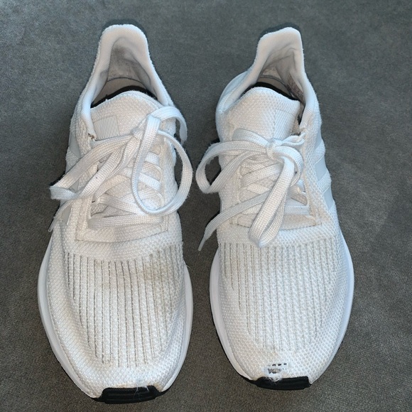 Adidas YOUTH swift run - Picture 5 of 7